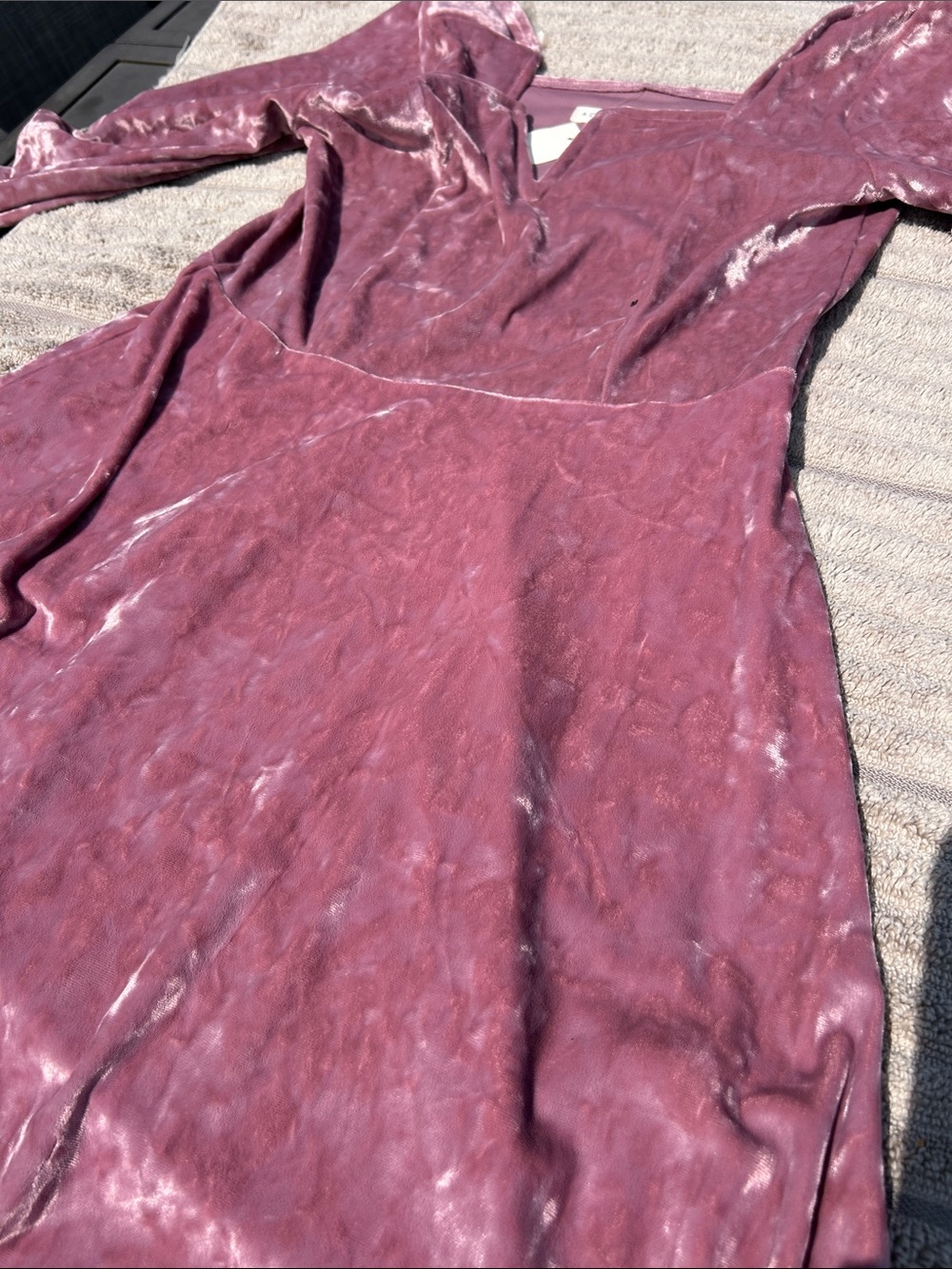 Y2K NWT Women's M Aeropostale Crushed Velvet Long-Sleeve Skater Dress - Mauve - Picture 4 of 6
